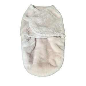 Soft Plush Baby Swaddle Wrap Pink Faux Fur Velcro
Closure Cozy 0-3 mos Blanket
